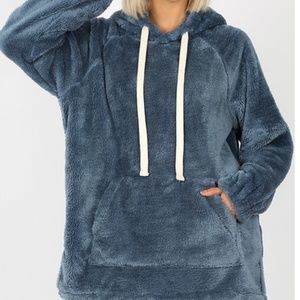 HOODED FAUX FUR KANGAROO POCKETS